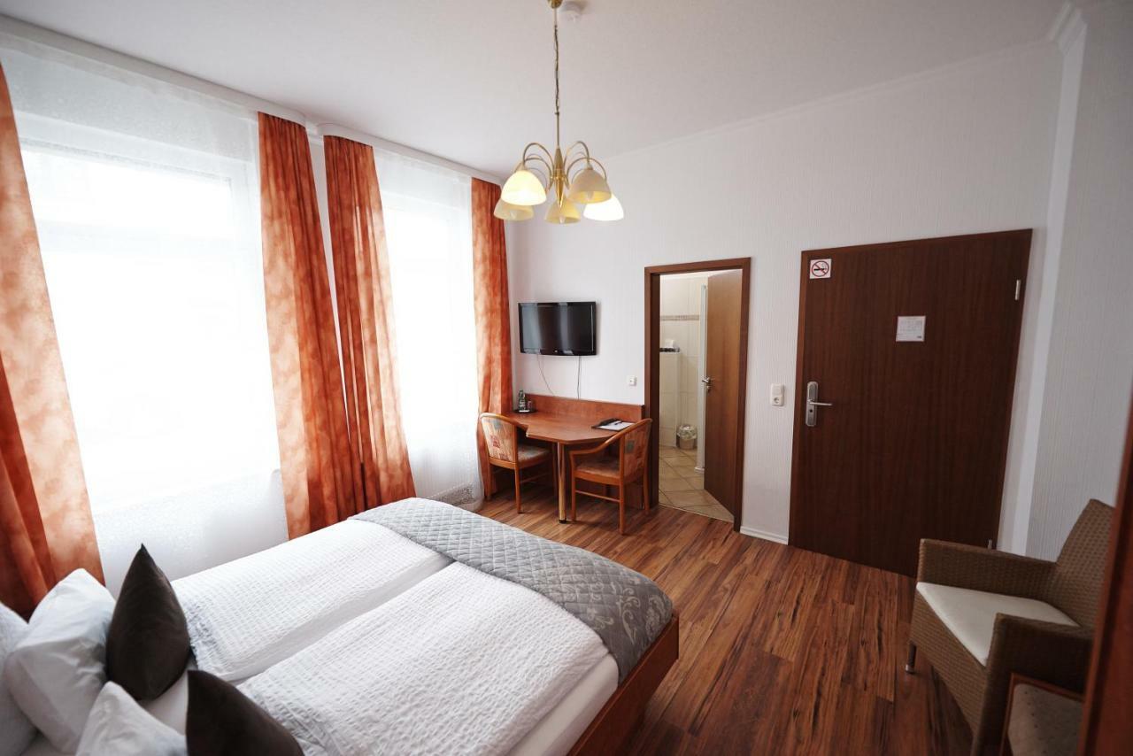Hotel Wurster Kroog 3*